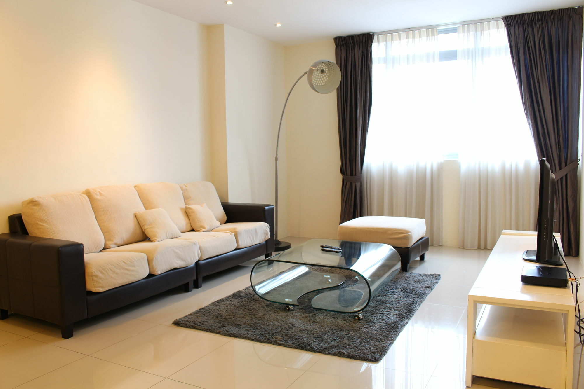 Peaceful Service Suite At Taragon Putri Bintang Kuala Lumpur Exteriör bild